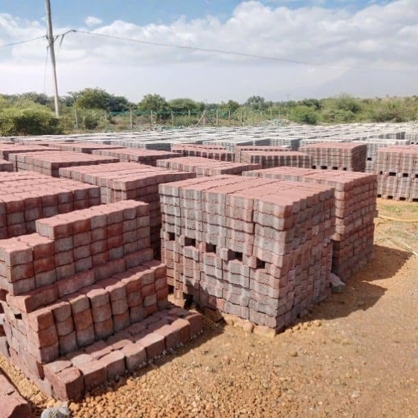 Interlocking concrete paver block red color
